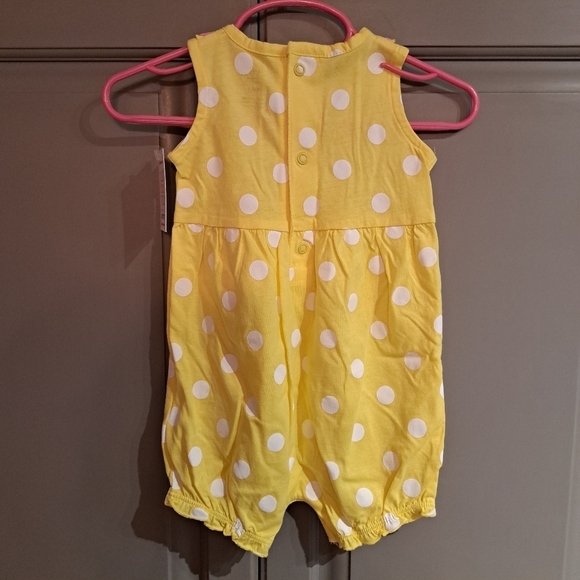 Carter's yellow romper 9 months New - Picture 3 of 5